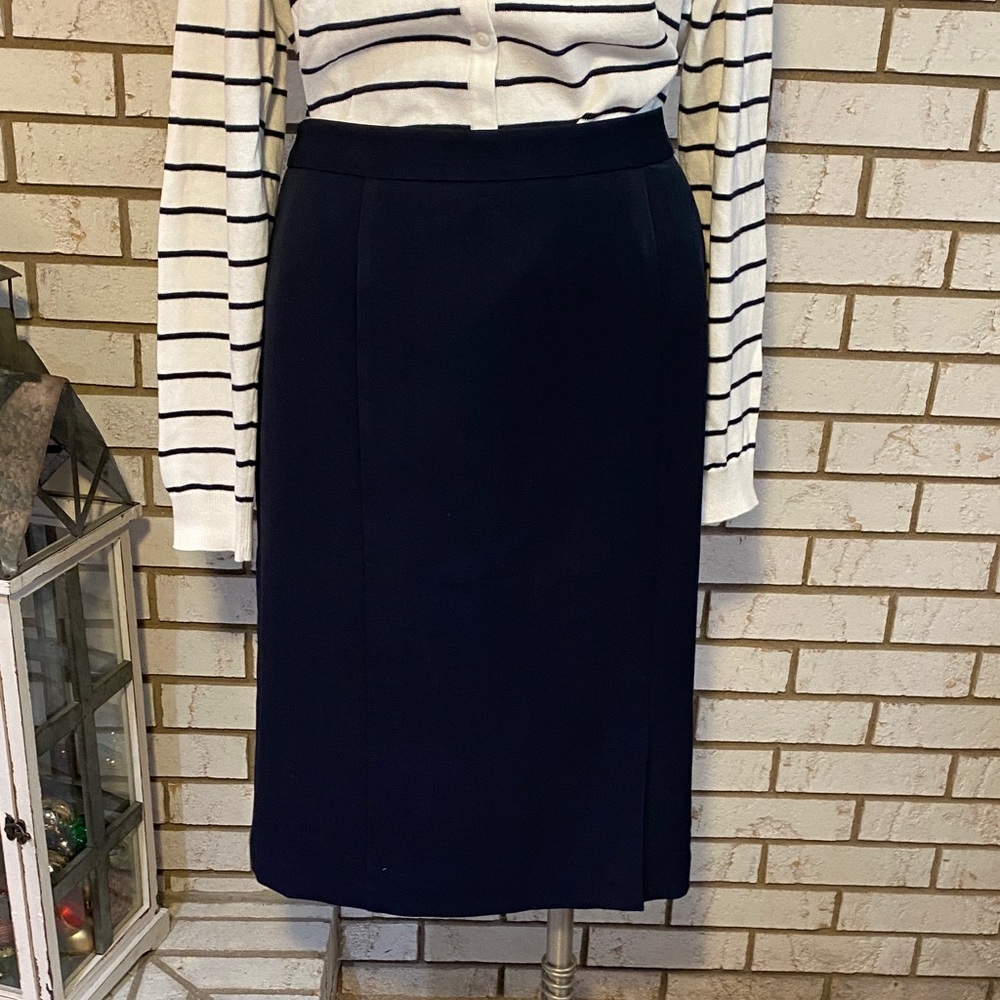 Elegant Navy Blue Women's Skirt